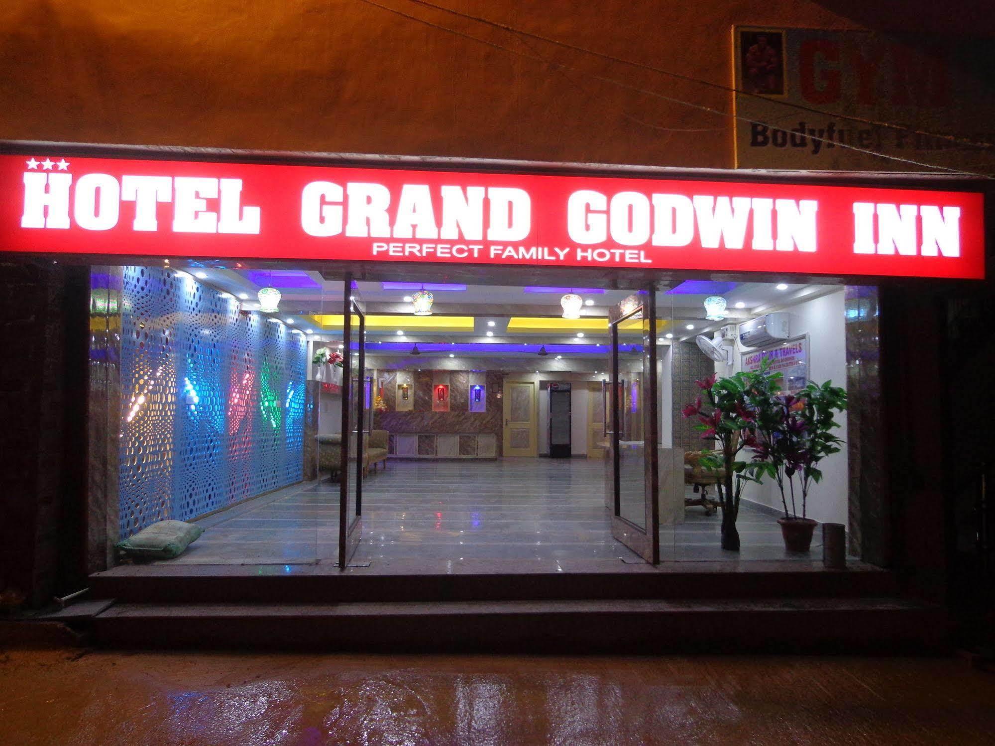 Grand Godwin Inn Samalkha 외부 사진